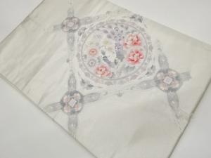 未使用品　銀駒刺繍孔雀に花々模様名古屋帯